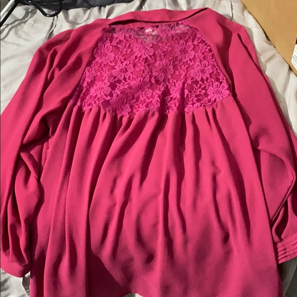 Top - Picture 2 of 2